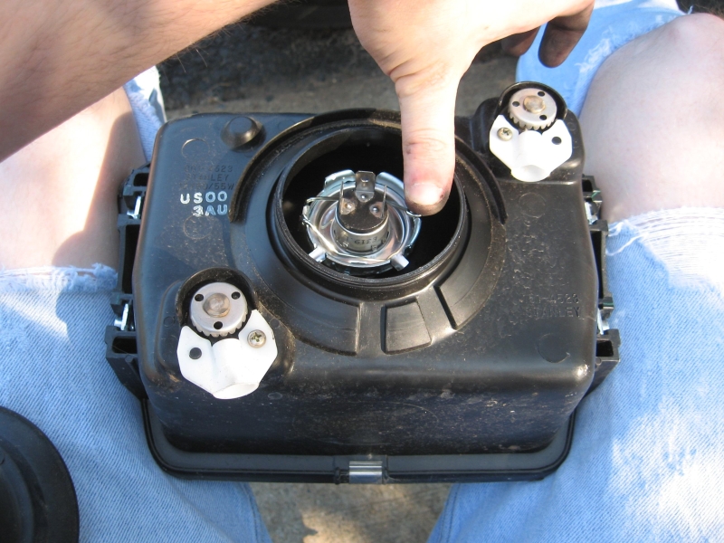 File:Headlight press spring.jpg